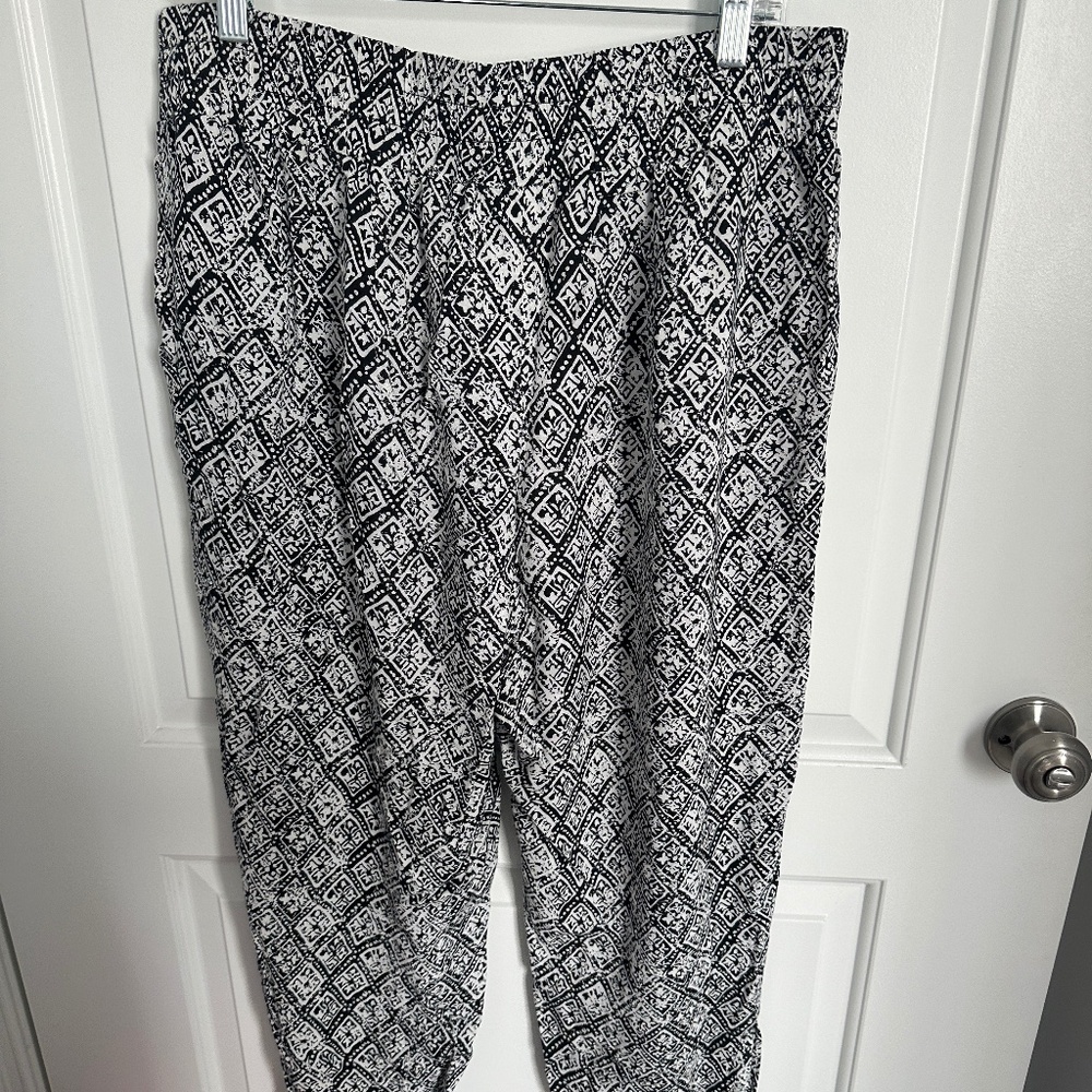 Printed pants